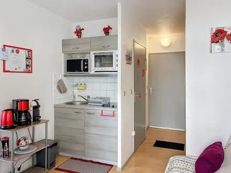 Joli F2 avec balcon, animaux acceptés, Appartement 2 personnes à Lamalou les Bains - Photo 2