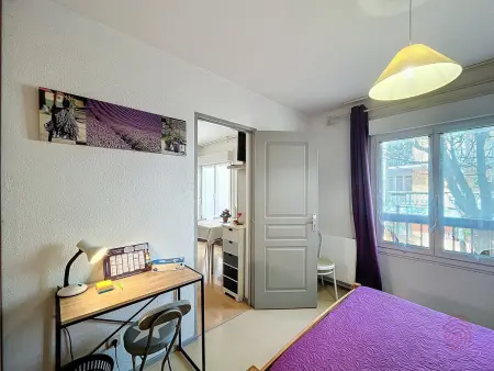 Joli F2 avec balcon, animaux acceptés, Appartement 2 personnes à Lamalou les Bains - Photo 17