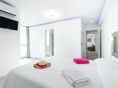 Appartement rénové avec balcon et piscine à Playa de las Américas - Photo 16