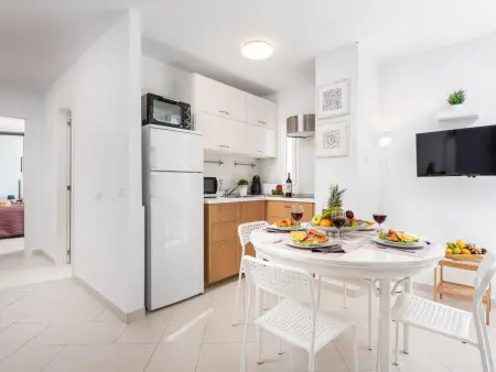 Appartement moderne 2ch à Playa de las Americas avec piscine et vues superbes - Photo 1