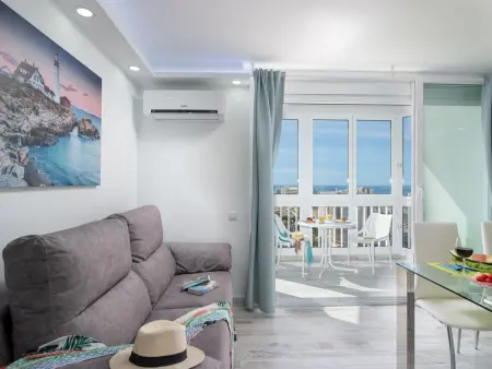 Appartement moderne à Playa de las Américas avec piscine, climatisation et WiFi - Photo 3