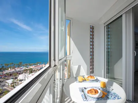 Appartement moderne à Playa de las Américas avec piscine, climatisation et WiFi - Photo 13