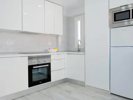 Appartement cosy avec piscine et WiFi proche plage - Photo 4