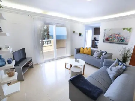 Spectaculaire villa près de la mer avec jardin et piscine privée - Photo 11