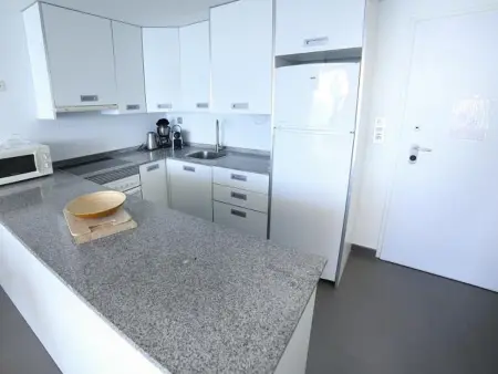 Confortable appartement 2 chambres en face de la plage - Photo 4