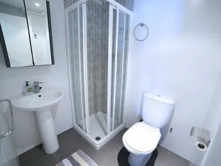 Confortable appartement 2 chambres en face de la plage - Photo 13