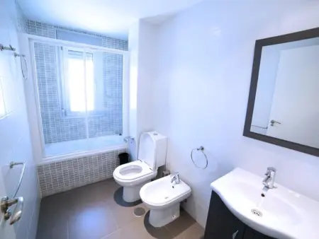 Appartement en bord de mer avec 2 chambres et 2 salles de bains - Photo 9