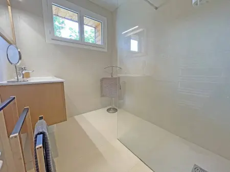 Maison rénovée avec piscine privée, 3 chambres à Calès - Photo 16