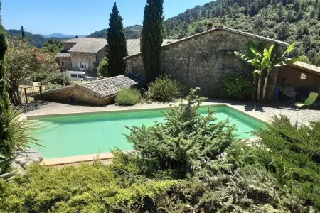Steinhaus in Chambonas / Les Cèdres, Charmant gîte en pierre avec piscine commune - Photo 1