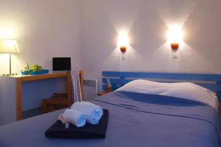 Ars-en-Ré - Appartement 3 Pièces 5 Personnes 1 bébé Rez-de-jardin, Appartement à Ars-en-Ré près du sanctuaire - Photo 6