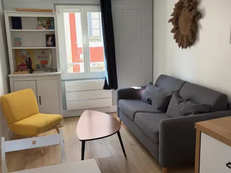 Triplex au cœur de Le Palais avec Internet, Appartement 4 personnes à Le Palais - Photo 1