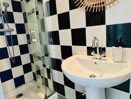 Triplex au cœur de Le Palais avec Internet, Appartement 4 personnes à Le Palais - Photo 6