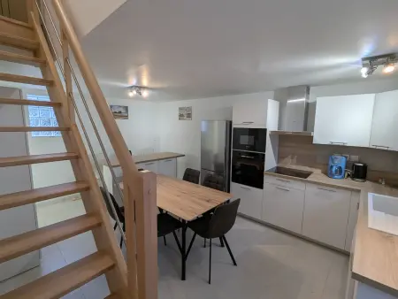 Gîte convivial avec climatisation, 4 chambres, terrasse, parking - 6 pers. - Photo 5