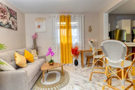 Appartement moderne avec piscine à Pointe-Noire - Photo 2