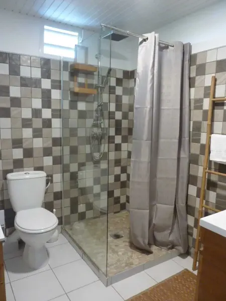 Appartement familial avec jardin au Robert, Appartement 4 personnes à Le Robert - Photo 8