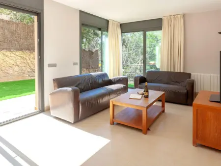 Villa avec Piscine Privée et Jardin à Tamariu, 1 km de la Plage - Photo 4