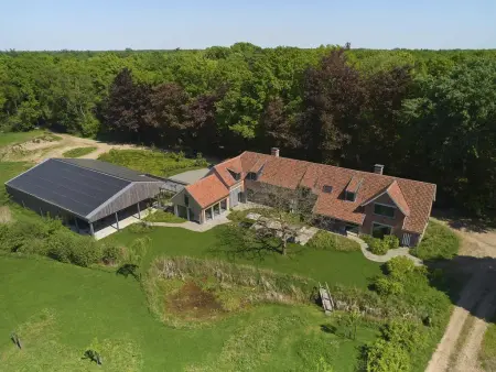 Villa Lactea, Belle maison de groupe durable dans les bois - Photo 2