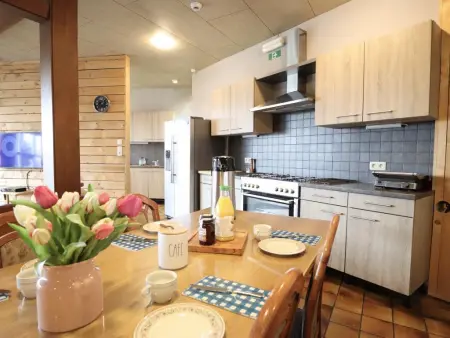 Halinsart, Maison tout inclus avec piscine, hottub et sauna - Photo 9