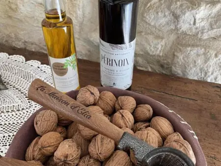 Maison de Charme avec Jardin à Jayac, Gite 7 personnes à Jayac - Photo 1