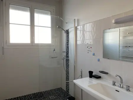 Charmant appartement lumineux et spacieux au centre de Royan - Photo 18