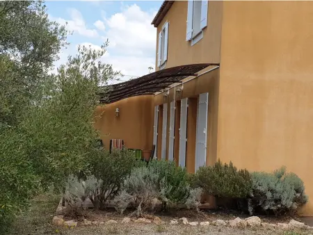 Superbe villa entourée d'oliviers proche du village d'Aups - Photo 20
