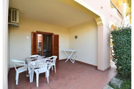 APPARTAMENTI TIFFANY APARTMENT 1 BEDROOM - 4 PAX B4, Appartements à San Teodoro - Photo 8
