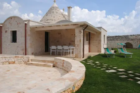 Trullo Amato Cisternino, Trullo en Apulie avec Piscine Privée - Photo 25