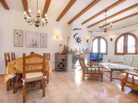 Villa classique avec piscine privée, jardin et climatisation à Benissa - Photo 9