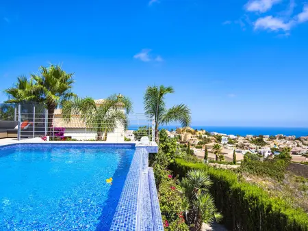 Villa moderne avec piscine privée, jardin et climatisation près de la plage - Photo 2