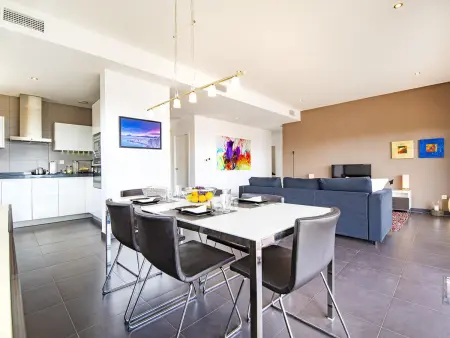 Villa moderne avec piscine privée, jardin et climatisation près de la plage - Photo 12