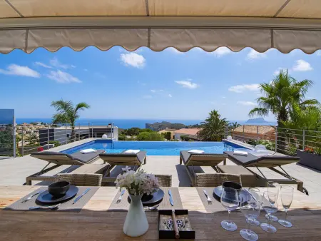 Villa moderne avec piscine privée, jardin et climatisation près de la plage - Photo 20