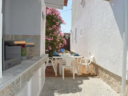 Maison familiale avec piscine chauffée et amarre, 8 pers. à Empuriabrava - Photo 1