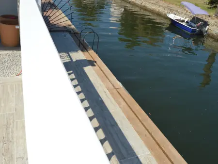 Maison familiale avec piscine chauffée et amarre, 8 pers. à Empuriabrava - Photo 10