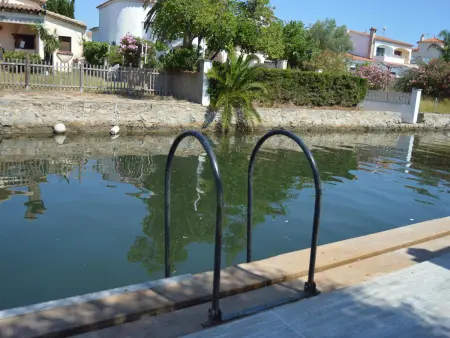 Maison familiale avec piscine chauffée et amarre, 8 pers. à Empuriabrava - Photo 11