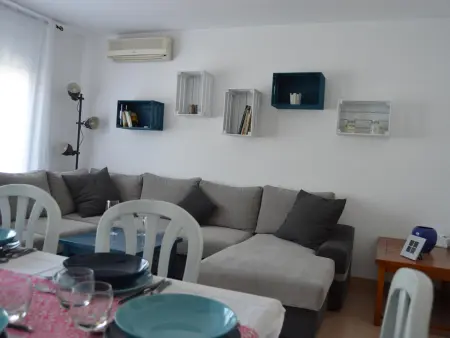 Maison familiale avec piscine chauffée et amarre, 8 pers. à Empuriabrava - Photo 17