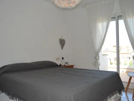 Maison familiale avec piscine chauffée et amarre, 8 pers. à Empuriabrava - Photo 26