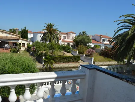 Maison familiale avec piscine chauffée et amarre, 8 pers. à Empuriabrava - Photo 29