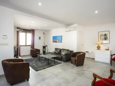 Charmante maison 5 ch. à 10 min de la plage avec piscine privée, terrasse et parking - Photo 7