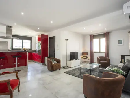 Charmante maison 5 ch. à 10 min de la plage avec piscine privée, terrasse et parking - Photo 9