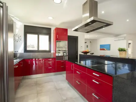 Charmante maison 5 ch. à 10 min de la plage avec piscine privée, terrasse et parking - Photo 13