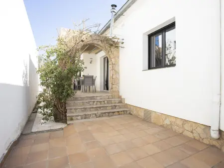 Charmante maison 5 ch. à 10 min de la plage avec piscine privée, terrasse et parking - Photo 24