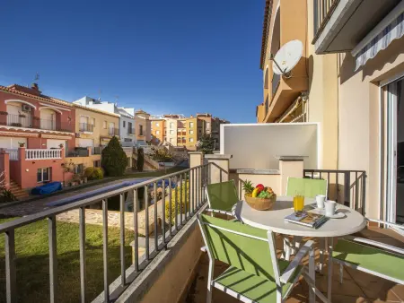 Maison avec piscine à 100 m de la plage, Maison 6 personnes à Empuriabrava - Photo 4
