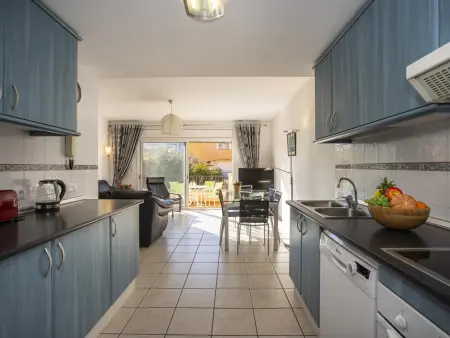 Maison avec piscine à 100 m de la plage, Maison 6 personnes à Empuriabrava - Photo 13