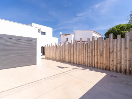 Villa Contemporaine avec Piscine à Empuriabrava - Photo 6