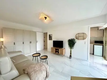 Studio moderne à Juan les Pins - 30 m² avec balcon - Photo 7