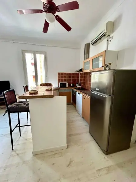 Appartement moderne à Juans les Pins de 60 m² avec parking - Photo 2