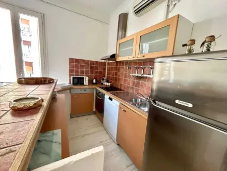 Appartement moderne à Juans les Pins de 60 m² avec parking - Photo 3