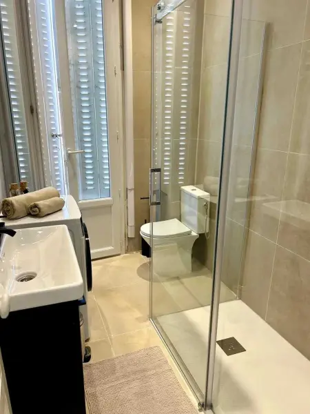 Appartement moderne à Juans les Pins de 60 m² avec parking - Photo 8