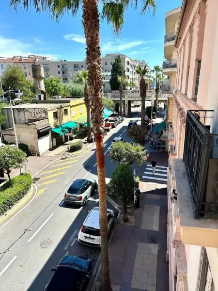 Appartement moderne à Juans les Pins de 60 m² avec parking - Photo 9