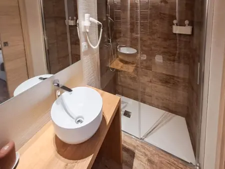 Roseto Apartments Trilo 3, Gite 4 personnes à Roseto degli Abruzzi - Photo 3